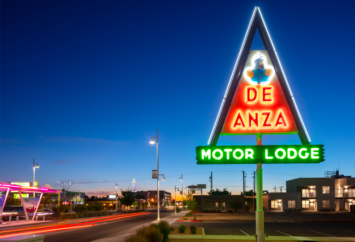 De Anza Motor Lodge